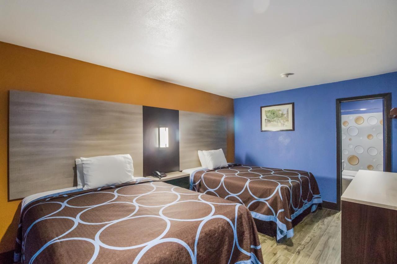 Scottish Motel